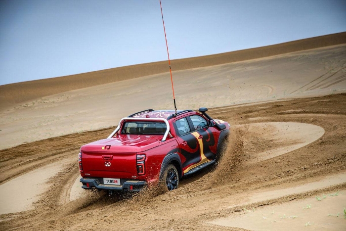 無兄弟，不越野！長城炮玩轉阿拉善英雄會