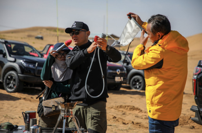 英雄再會！長城炮車主玩轉阿拉善英雄會