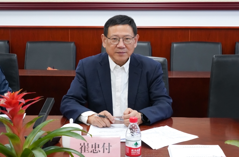 崔忠付主持《新能源汽車廢舊動力蓄電池 物流追溯信息管理系統數據元》行業標準審查會