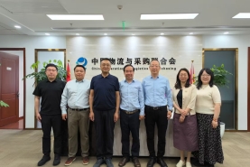 馬增榮會(huì)見(jiàn)山東港口煙臺(tái)港集團(tuán)黨委委員、副總經(jīng)理薛寶龍一行